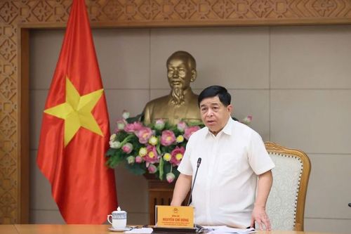 Cấp ủy khóa mới phải tiêu biểu về bản lĩnh, trí tuệ, đạo đức và uy tín