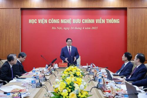Thủ tướng đề nghị Học viện Công nghệ Bưu chính Viễn thông phát huy '5 tiên phong'