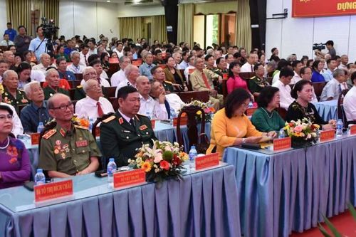 Bến Tre kỷ niệm 50 năm Ngày Giải phóng miền nam, thống nhất đất nước