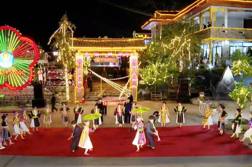 Đặc sắc lễ hội khèn H'Mông trên Cao nguyên đá Đồng Văn