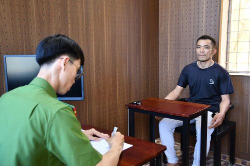 'Con nghiện' mang nhiều tiền án tiếp tục đi 'khoắng' tài sản