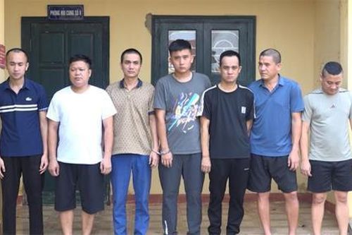Phá đường dây cá độ bóng đá