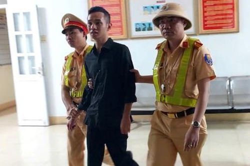 Tuyển 'sugar baby' để cướp tài sản