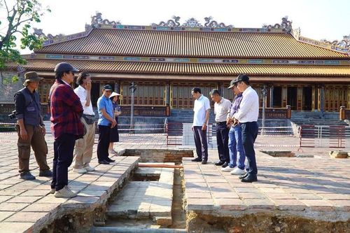 Phát lộ dấu tích quan trọng giúp phục hồi Đại Cung Môn ở Huế