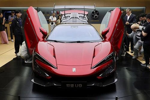 Hình ảnh sự trỗi dậy của xe điện công nghệ cao tại Triển lãm ô tô Thượng Hải