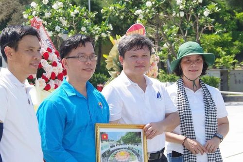 Khánh thành công trình 'Đường cờ Tổ quốc' tại tỉnh Khánh Hòa