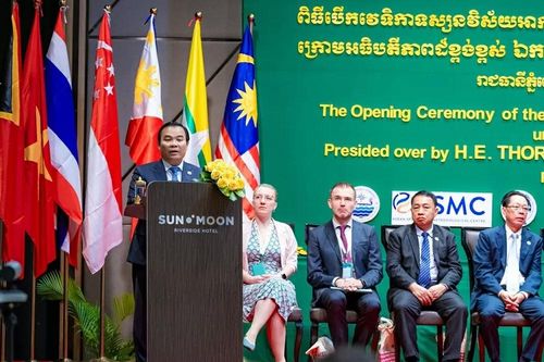 Chung tay giải quyết điểm nóng về tác động của biến đổi khí hậu