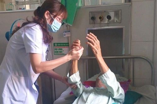 Khói thuốc lá - 'Thủ phạm thầm lặng' làm tăng nguy cơ đột quỵ não
