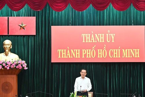 TP HCM tập trung mọi nguồn lực, phối hợp tổ chức lễ Kỷ niệm 50 năm Ngày Giải phóng miền Nam, thống nhất đất nước