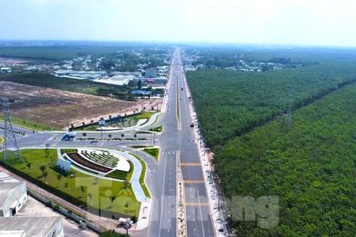 Tuyến đường gần 1.500 tỷ đồng như 'dải lụa' qua khu công nghiệp xanh ở Bình Dương