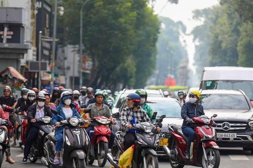 Bán bảo hiểm bắt buộc xe máy và ô tô, DN viện cớ cắt giảm tiền bồi thường