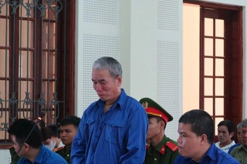 Gã thợ xây vào tù vì nhận tiền công bằng ma túy