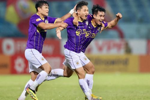 V-League 2024 - 2025: Sự trở lại mạnh mẽ của Hà Nội FC khiến cuộc đua vô địch trở nên hấp dẫn