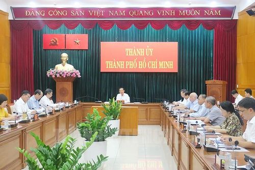Chuẩn bị tốt cho lễ kỷ niệm 50 năm Ngày Giải phóng miền Nam, thống nhất đất nước