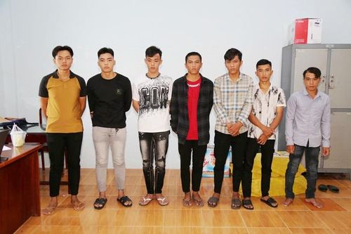 2 nhóm công nhân hỗn chiến, 10 đối tượng bị khởi tố