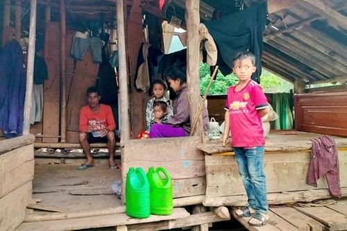 Truyền thông ở vùng... mất sóng: Gieo niềm tin, gặt chuyển đổi