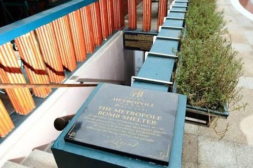 Khám phá căn hầm trú bom trong lòng phố cổ Hà Nội