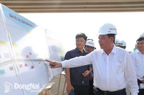 Chủ tịch UBND tỉnh Đồng Nai Võ Tấn Đức kiểm tra Dự án Đường Vành đai 3 - Thành phố Hồ Chí Minh