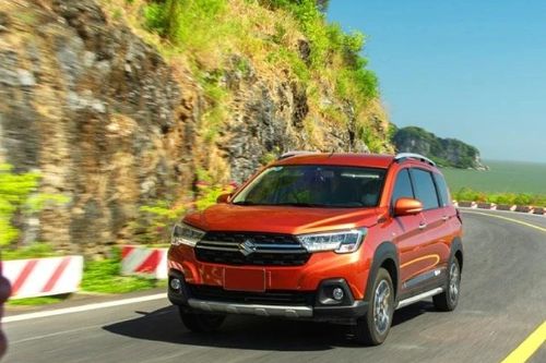 Suzuki XL7 Hybrid mới, giá chưa tới 600 triệu đồng