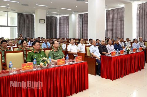 Công an tỉnh gặp mặt cán bộ, chiến sĩ chi viện cho chiến trường B, C, K