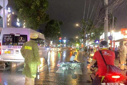 Va chạm giao thông trong cơn mưa, một nam thanh niên tử vong
