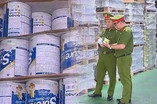 Thu hồi 12 sản phẩm thực phẩm dạng sữa bột giả