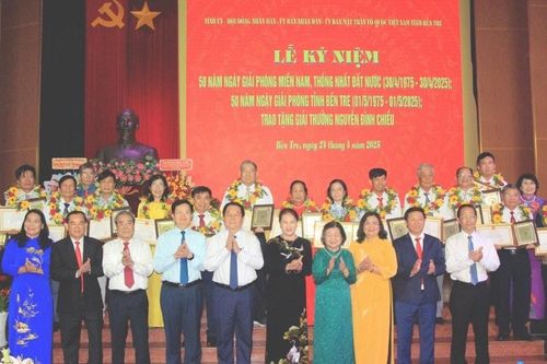 KỶ NIỆM 50 NĂM NGÀY GIẢI PHÓNG MIỀN NAM, THỐNG NHẤT ĐẤT NƯỚC: Bến Tre: Từ 'Đồng khởi' trong kháng chiến đến 'Đồng khởi mới' trong phát triển kinh tế xã hội