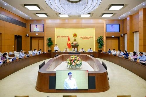 Sửa đổi Luật các TCTD để tăng cường xử lý nợ xấu, phân quyền hiệu quả