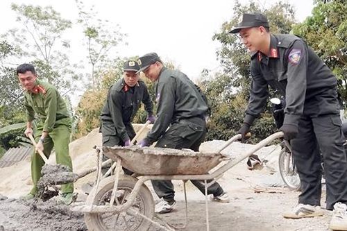 Bài 4: Những căn nhà ấm áp nghĩa Đảng, tình dân