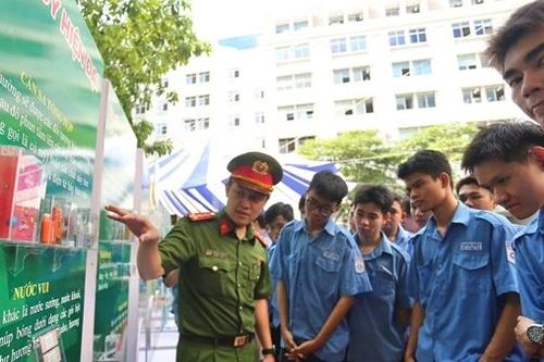 Trang bị 'hệ miễn dịch' cho học sinh, sinh viên trước hiểm họa ma túy