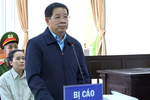 Nguyên Giám đốc CDC Lâm Đồng lĩnh án 5 năm tù