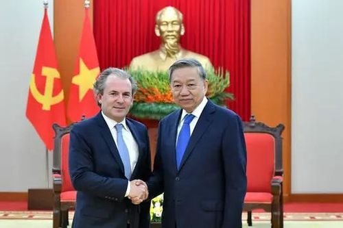 Tổng Bí thư tiếp Giám đốc điều hành Tập đoàn Rosen Partners