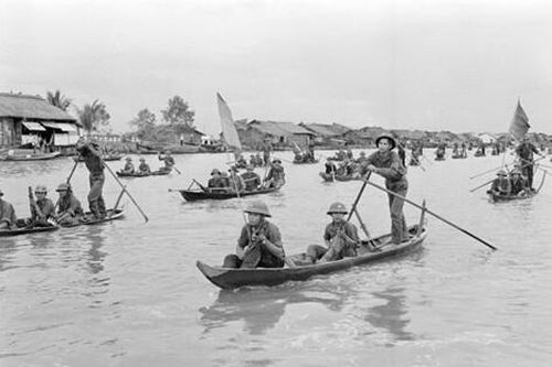 Nhớ ngày lịch sử vẻ vang