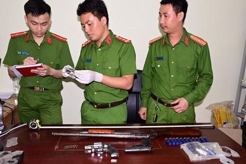 Bất ngờ hành động của gã thanh niên sau khi sử dụng ma túy đá