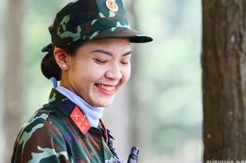 Cảm động lời nhắn của một người mẹ - chiến sĩ từ thao trường tháng Tư