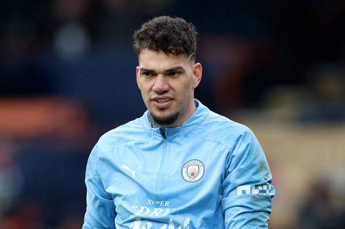 Ederson mở đường sang Saudi Arabia