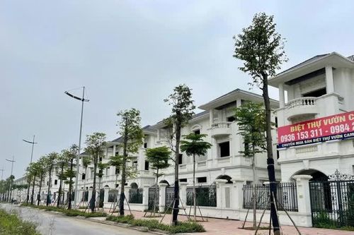 Xót xa hàng chục khu đô thị phía Tây Hà Nội bị bỏ hoang