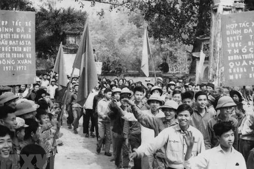 Sáng mãi tinh thần của ngọn lửa 'Ba sẵn sàng'
