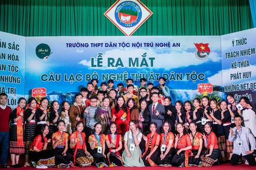 Những 'sứ giả' văn hóa vùng cao
