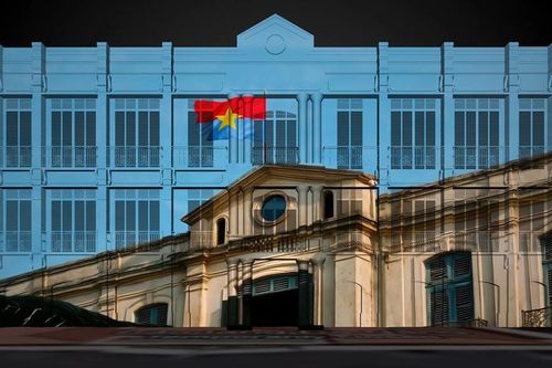 Lần đầu tiên trình chiếu phim công nghệ ngoài trời 3D Mapping