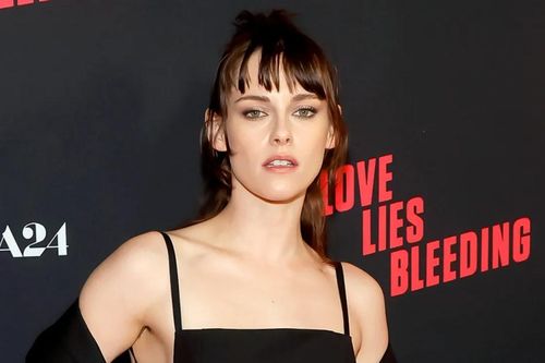 Kristen Stewart: Từ thần tượng tuổi teen đến nhà làm phim danh giá