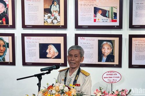 'Ký ức và huyền thoại': Triển lãm ảnh xúc động về những người Mẹ Việt Nam