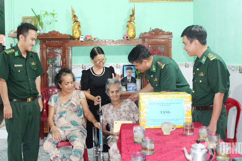 Nhiều hoạt động ý nghĩa chào mừng kỷ niệm 50 năm Ngày giải phóng miền Nam, thống nhất đất nước