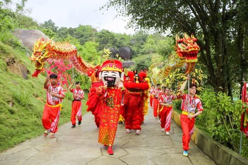 Nhiều chương trình tri ân du khách dịp lễ 30-4 & 1-5