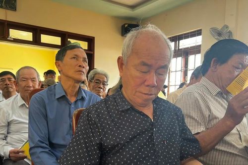Bộ Tư lệnh Vùng Cảnh sát biển 2 tổ chức chương trình 'Cảnh sát biển đồng hành với ngư dân' tại Quảng Ngãi