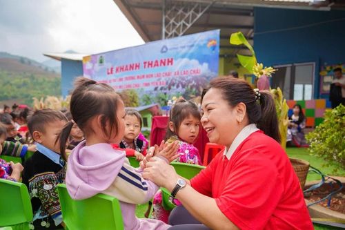 Hành trình gieo mầm hi vọng từ điểm trường mới Hú Trù Lình