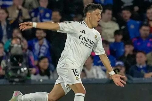 Real Madrid là 'vua' ghi bàn từ ngoài vòng cấm