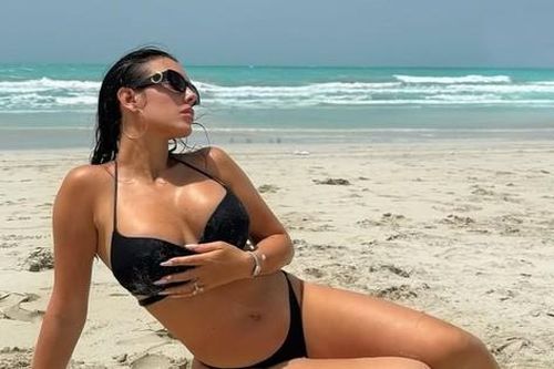 Bạn gái Ronaldo và dàn mỹ nhân diện bikini chào hè
