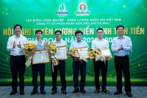 PVCFC tuyên dương gương điển hình tiên tiến giai đoạn 2020-2025