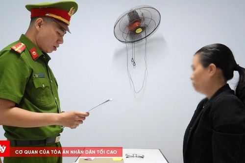 Mạo danh cán bộ Trung ương, lừa gần 1 tỷ đồng làm 'sổ đỏ'